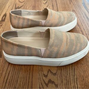 Vince Camuto Loafers